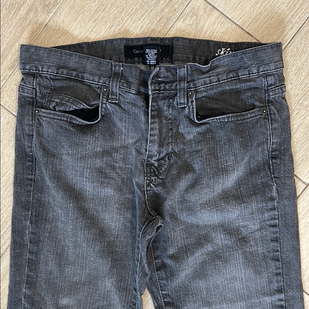 Calvin Klein Dark Gray Skinny Jeans Sleek Fit Sz 6 - Picture 6 of 9